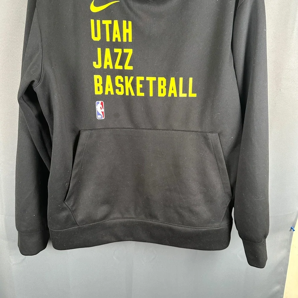 Nike Utah Jazz Basketball Hoodie Mens XL Black Dri-FIT NBA Pullover Sweatshirt